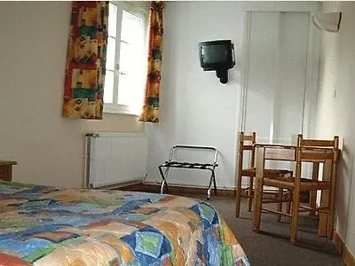 Hotel Logis Le Rouge Gazon