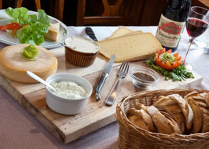 Logis Le Rouge Gazon 2*