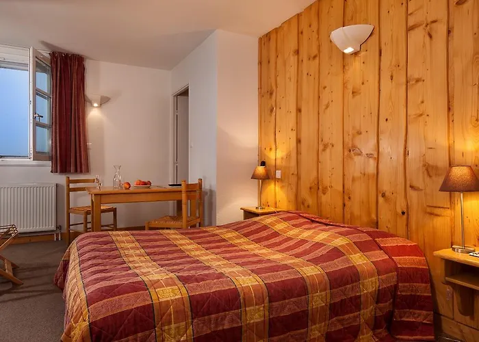 Logis Le Rouge Gazon Hotel Saint-Maurice-sur-Moselle