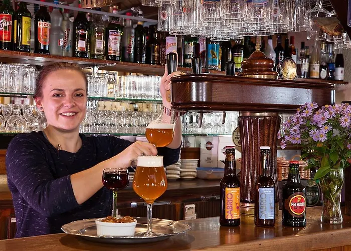 Logis Le Rouge Gazon 2*